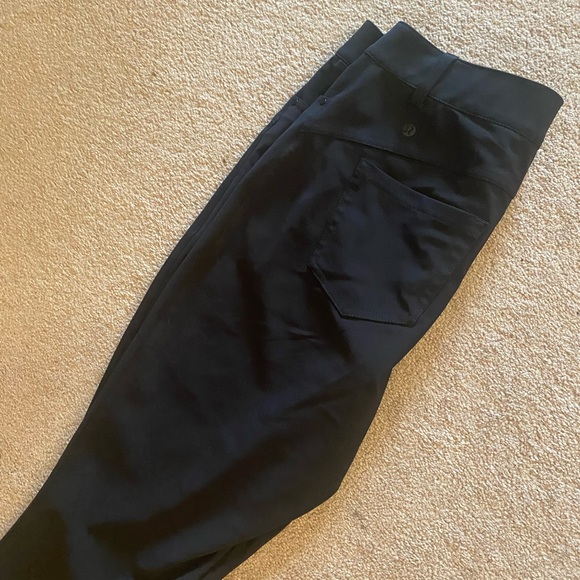 Lululemon city sleek size 32, 7/8 length - Picture 4 of 5